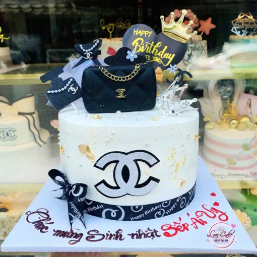 Bánh sinh nhật Chanel sang trọng