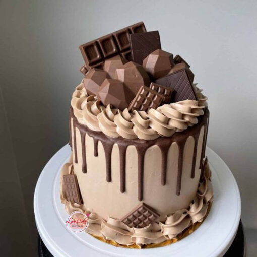 Bánh sinh nhật vị chocolate