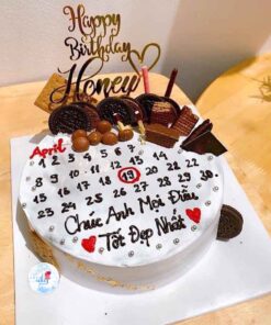 Bánh sinh nhật vẽ lịch dễ thương