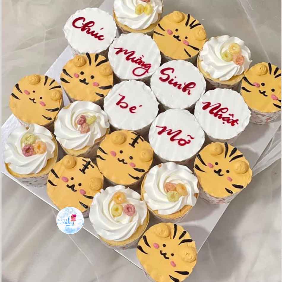 Bánh cupcake hình con ngựa dành tặng cho bé trai CC- 0114 - Tiệm Bánh Chon  Chon