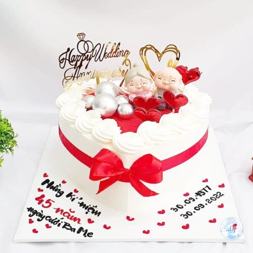 Bánh sinh nhật trái tim kỉ niệm ngày cưới