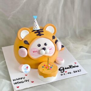 Bánh sinh nhật đầu con hổ dễ thương