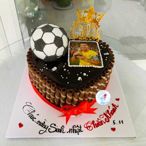 Bánh sinh nhật bóng đá cho bé trai 12 tuổi