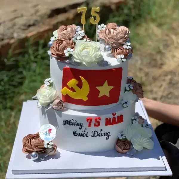Bánh sinh nhật tầng mừng thành lập đảng