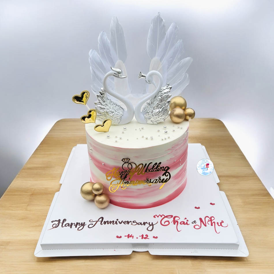 Bánh kem kỷ niệm lãng mạn Bánh kem kỷ niệm lãng mạn ngày cưới